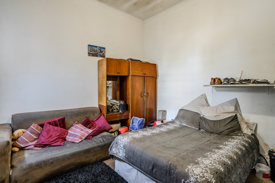 6 Bedroom Property for Sale in Woodstock Western Cape